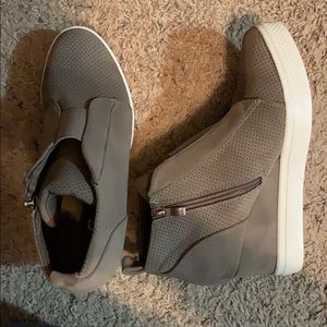 Platform wedged sneakers